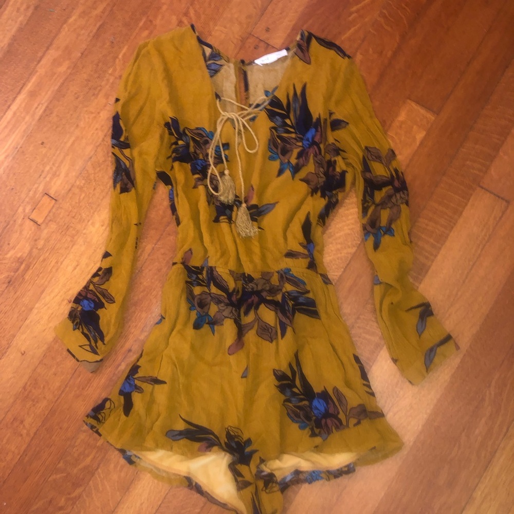 Women’s floral blu spero romper